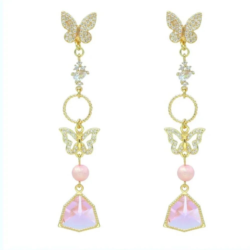 La Meno "Sparkling🎆 Butterfly🦋" Earrings - Picture 16 of 16